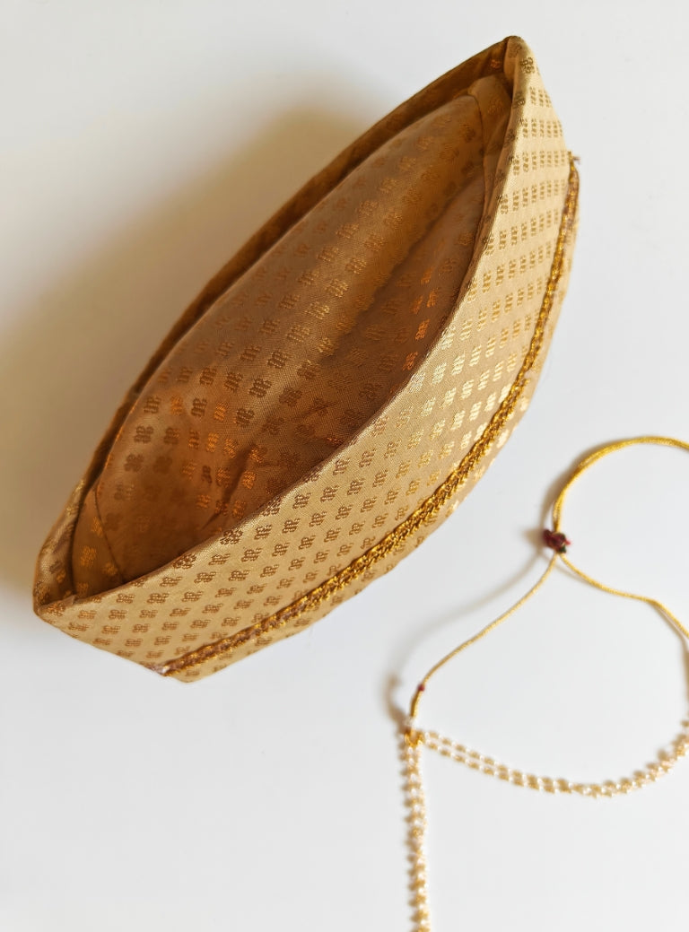 Dev-Karya Combo - Golden Brocade Yajman Topi(Size22),Golden Findings Mundavali and Pearl Bhikbali Combo For Batu