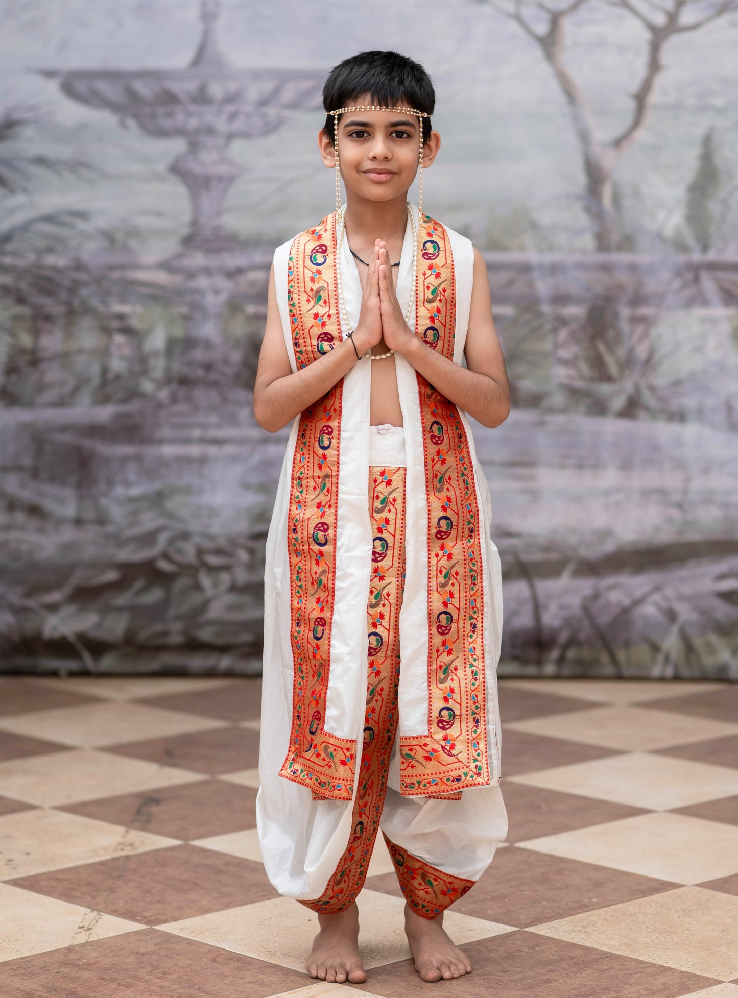 Ivory Mysore Silk Dhoti/Soval/Kad & Shawl/Upran/Shela with Paithani jari Border Set for Batu.Pre-stitched sovale uparane set includes Ready to wear Sovale & Uparane/Upavastra.Can be paired with a short kurta.This Set is ideal for rituals like Matrubhojan,Muhurt during Munj/Upanayan/Vratabandha/Thread Ceremony.