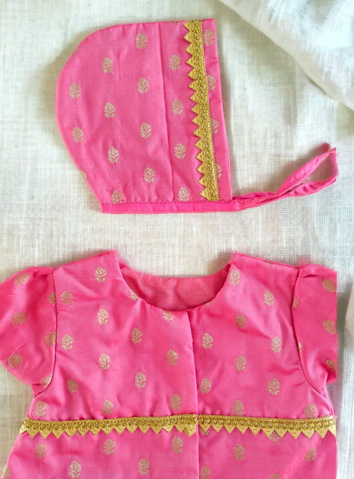 Silk brocade cotton silk cotton chanderi printed Traditional ethnic Indian new born baby naming ceremony dress naamkaran annaprashan mundan javal namakaran janmashtami rice ceremony ushtavan onam kasau chudakarma Babyboy babygirl bloomer diaper cover bonnet topada