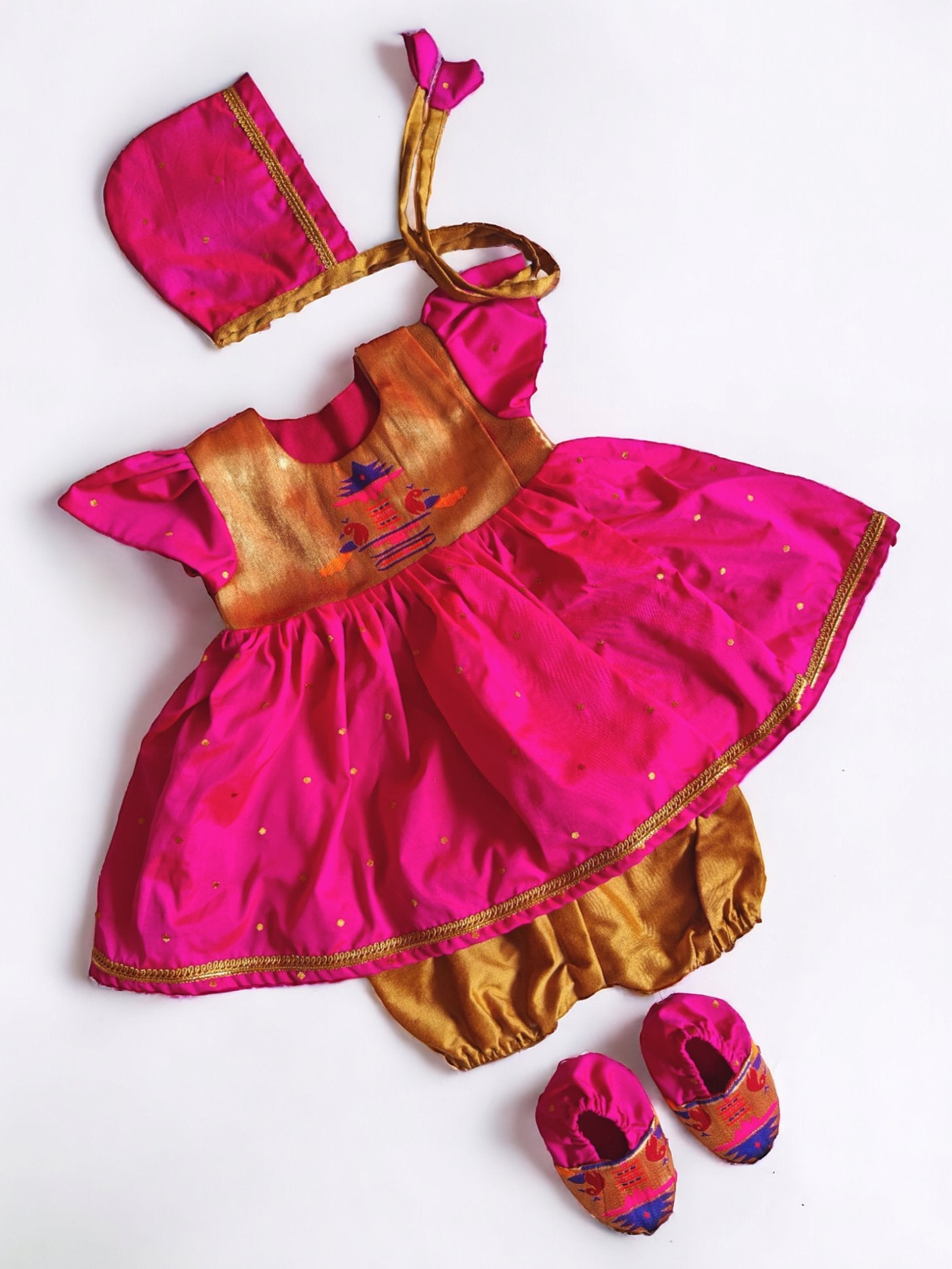 Celebrate the joyous arrival of your little one with our enchanting Cherished Traditions Collection, an assortment of ethnic wear specially crafted for newborn babies.