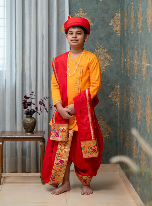 Bright red Mysore silk sovale uparane 2 piece set with bold Peacock Paithani border for Batu.Pre-stitched sovale uparane set includes Ready to wear Sovale & Uparane/Upavastra.Can be paired with a short kurta.This Set is ideal for rituals like Matrubhojan,Muhurt during Munj/Upanayan/Vratabandha/Thread Ceremony.