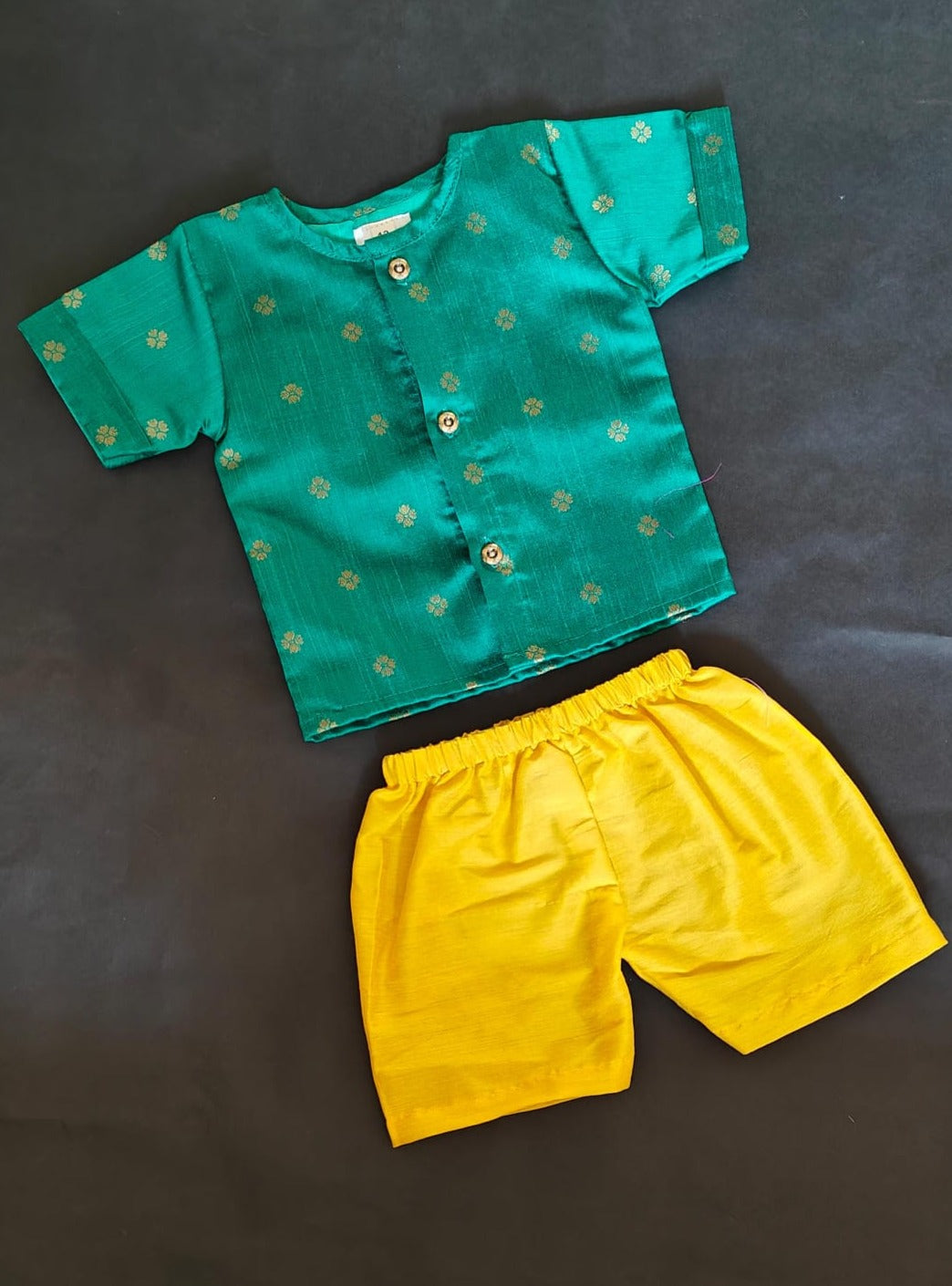 Emerald green and yellow raw silk Baba suit for newborn Baby Boy ideal for naming ceremony. It's the perfect outfit for your baby's naming ceremony,naamkaran,annaprashan ceremony.Traditional dress for Noolukettu Ceremony,Pachavi Puja,cradle ceremony,Rice Ceremony,Chatti Puja etc. Apt gifting idea