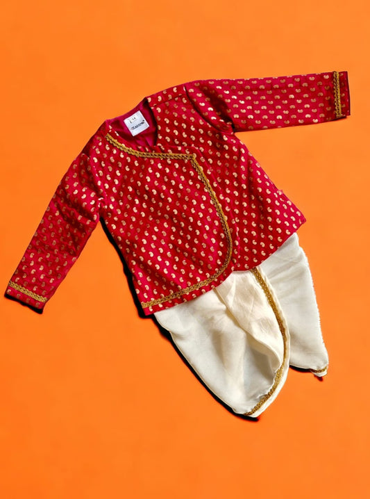 Dark Red dhoti kurta set It's the perfect outfit for your baby's naming ceremony,naamkaran,annaprashan ceremony.Traditional dress for Noolukettu Ceremony,Pachavi Puja,cradle ceremony,Rice Ceremony,Chatti Puja etc. Apt gifting idea