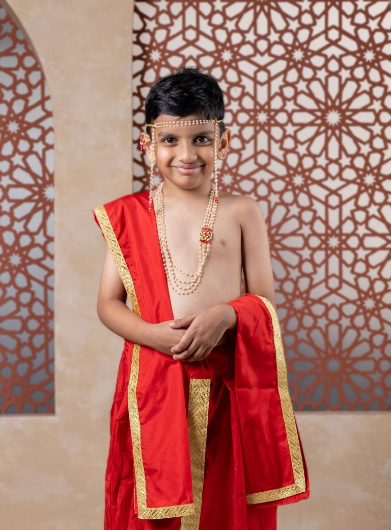 Red Mysore Silk Sovale-Uparane Set With Golden Embossed Lace