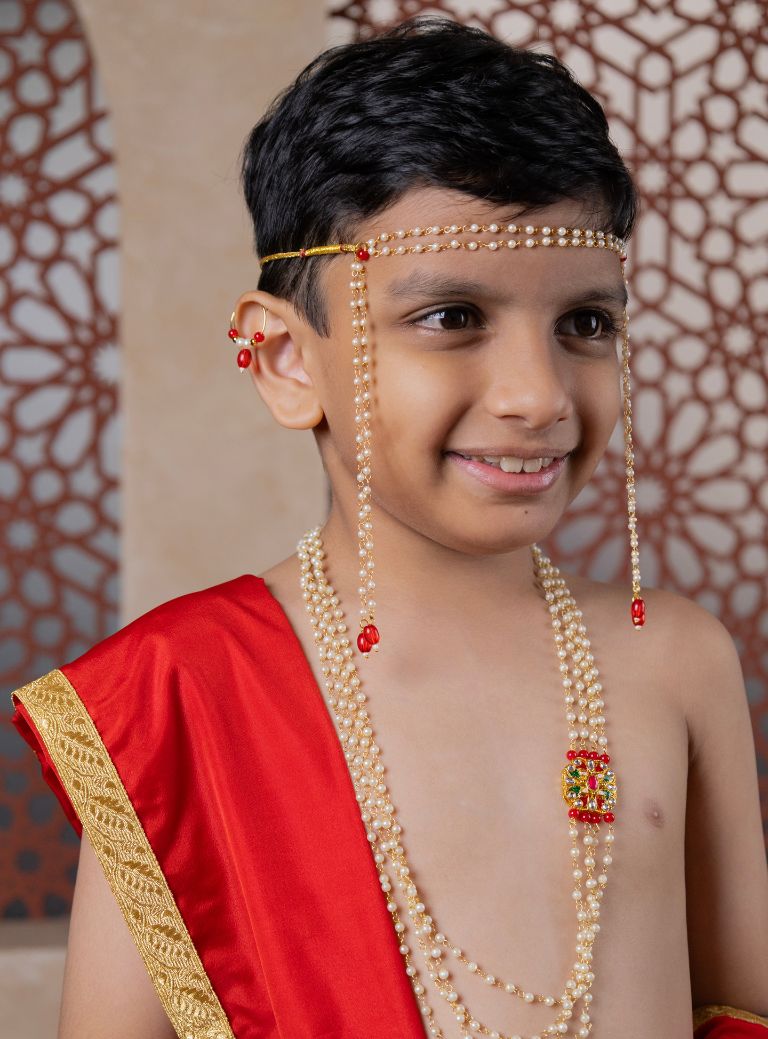 Red Mysore Silk Sovale-Uparane Set With Golden Embossed Lace