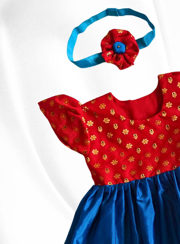 red brocade with blue silk front open newborn baby girl frock for naming ceremony with bonnet,bloomer & booties.It's the perfect outfit for your naamkaran or annaprashan ceremony.Traditional dress for Noolukettu Ceremony,Pachavi Puja,cradle ceremony,Rice Ceremony,Chatti Puja etc.Apt gifting idea 