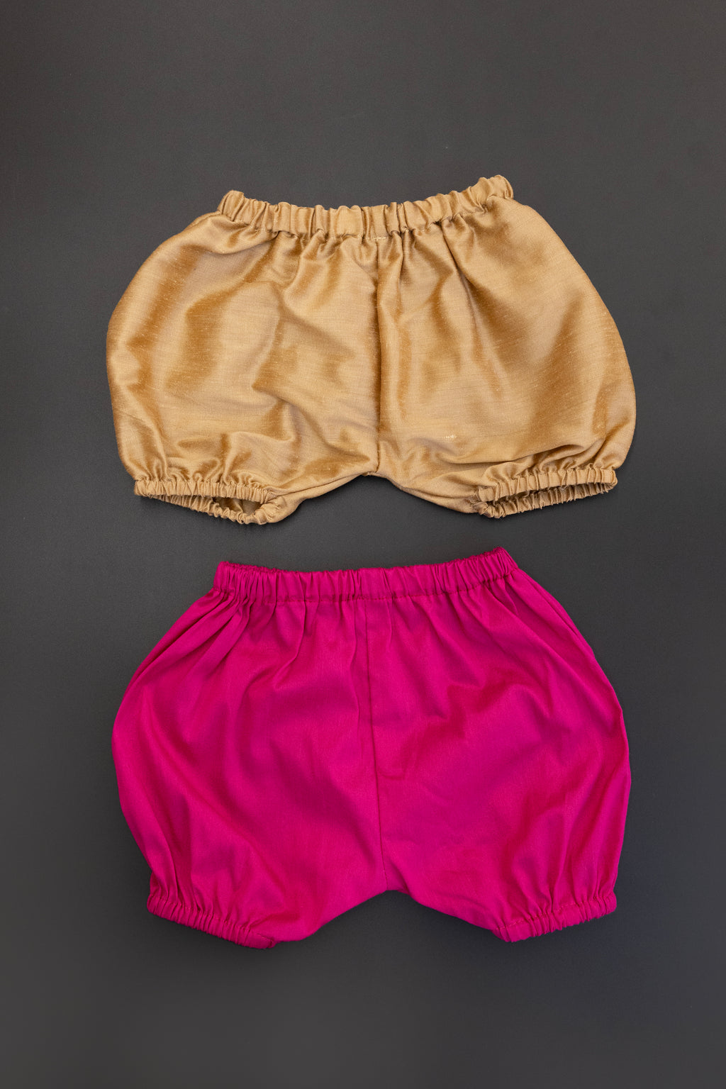 Set of 4 common coloured Baby Bloomers to use over a diaper for Newborn - Black,White,Golden,Pink