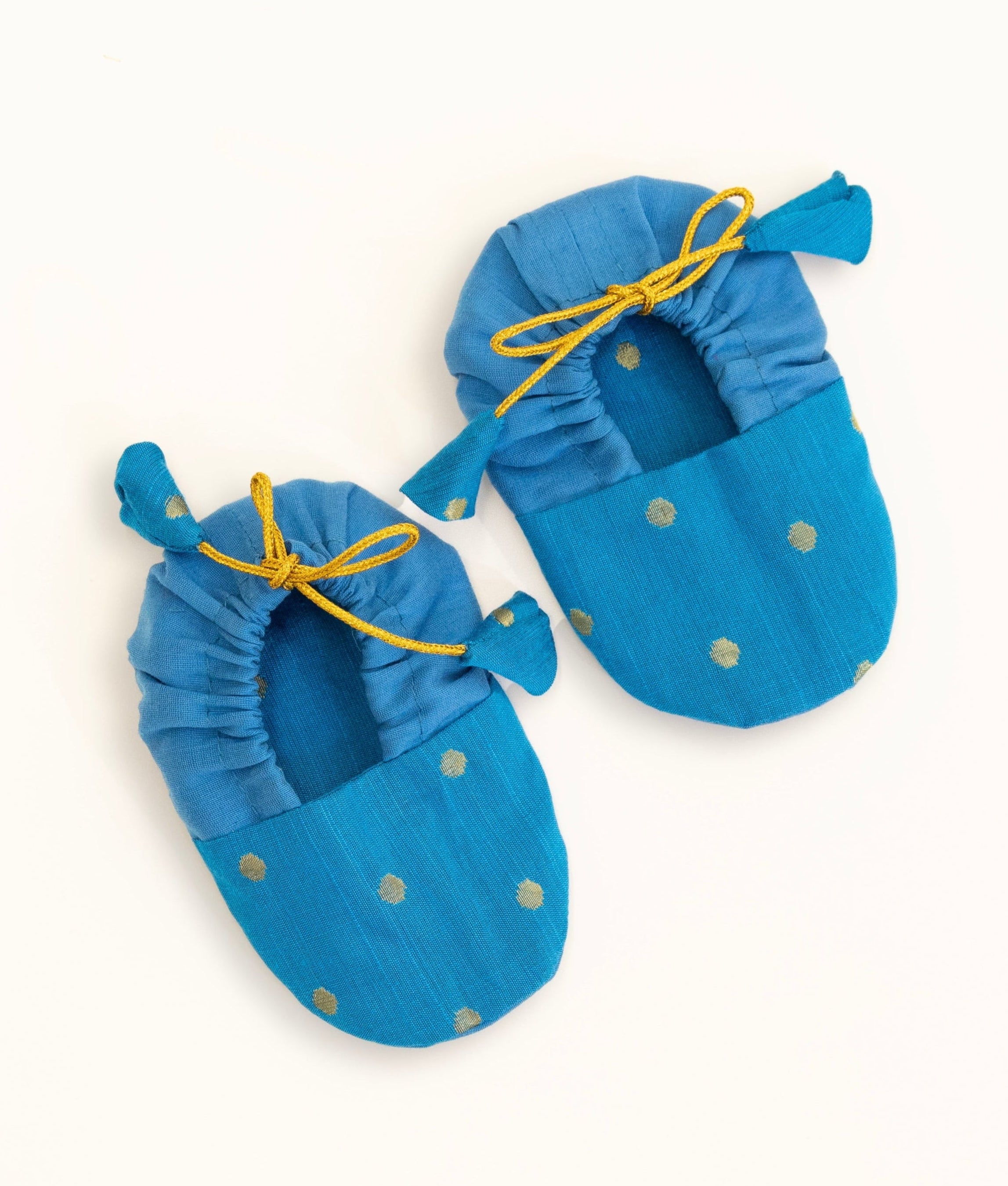 Blue unisex raw silk booties for newborn baby