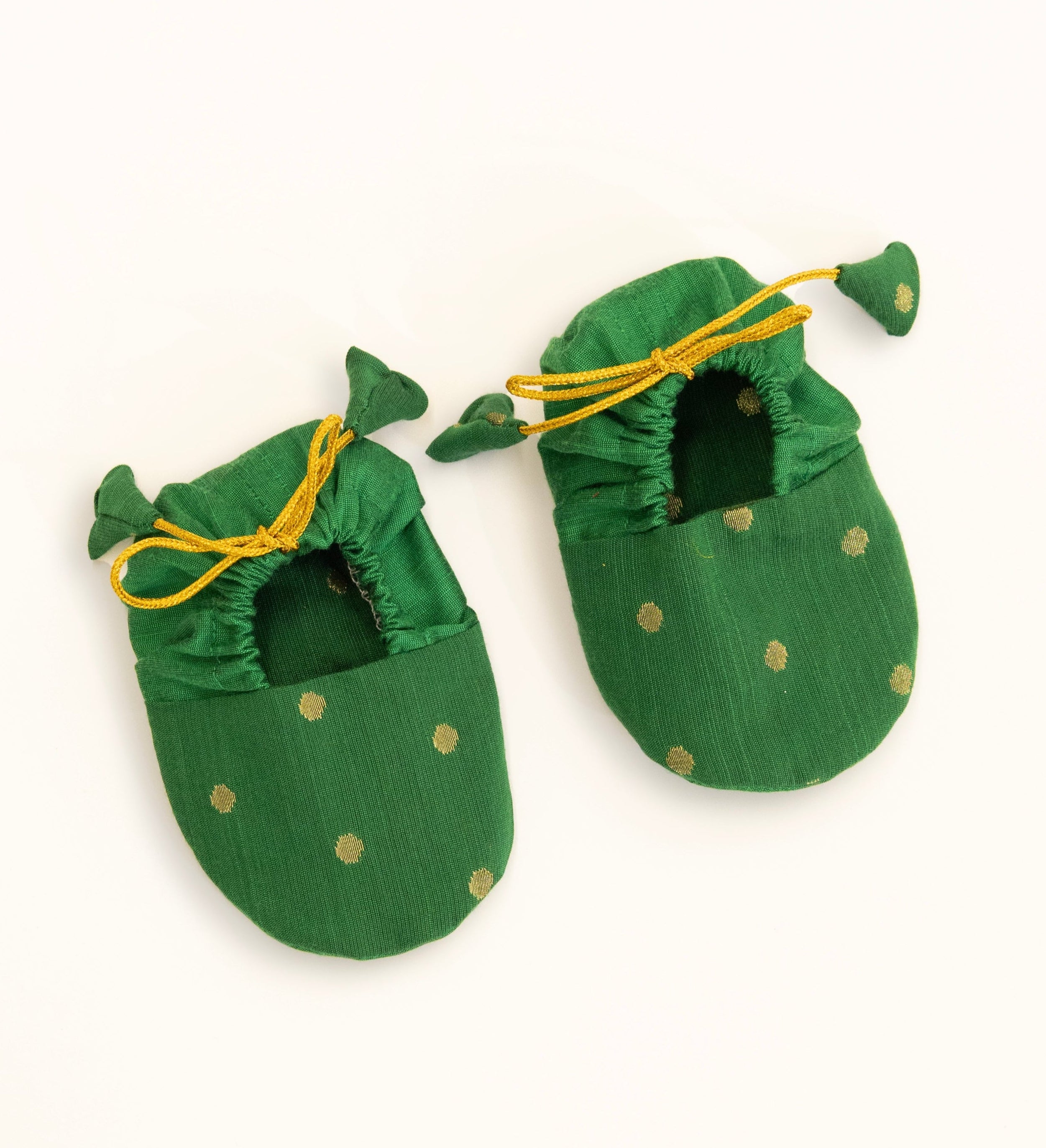 Green unisex raw silk booties for newborn baby