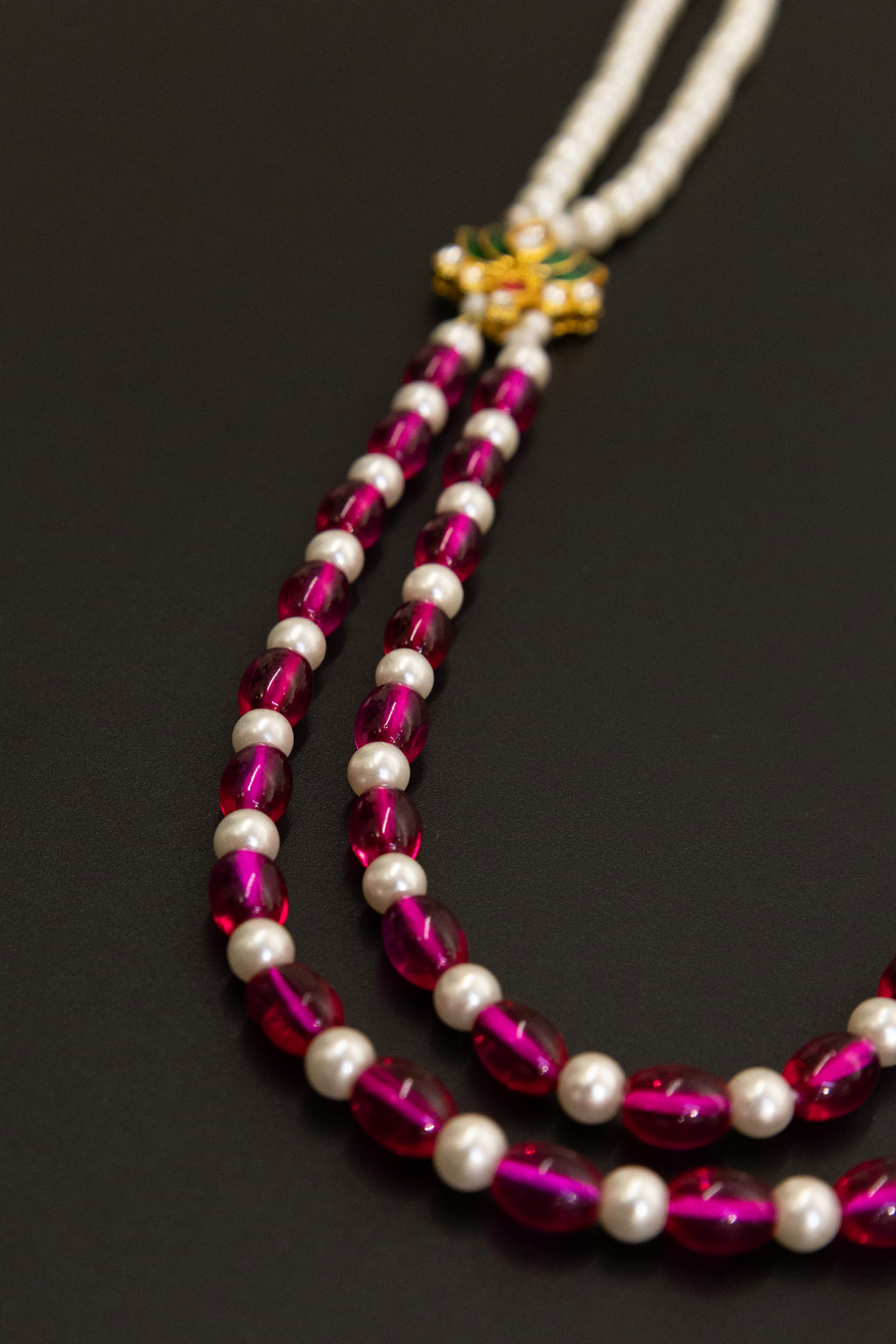 Semicultured Pearl Double Layer Kanthi with Magenta Oval clear glass beads and Green lotus Findings for Batu