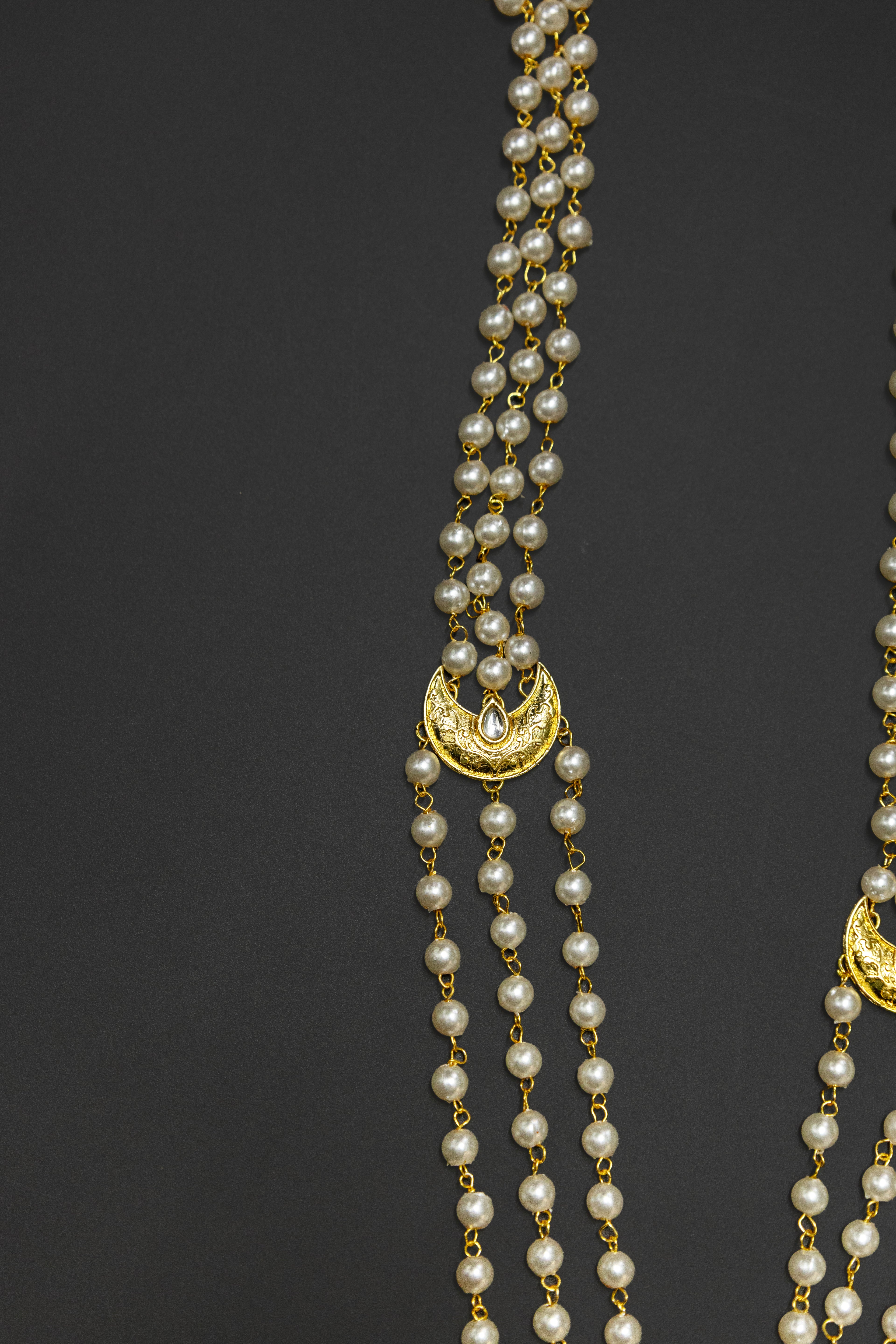 Statement Big Chandrakor triple layer Kanthi for Batu.