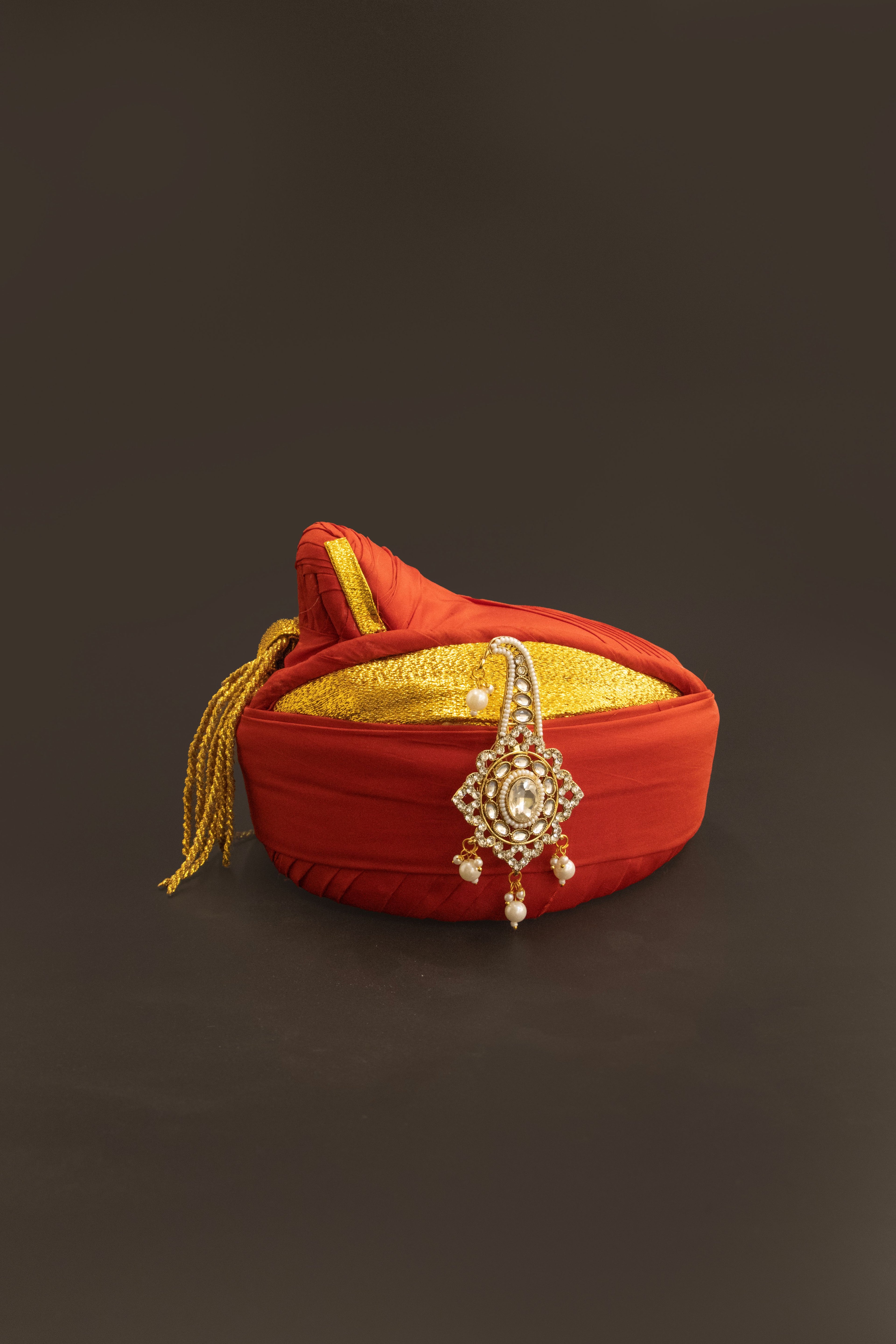 White stones and Kundan studed Golden finish square shaped pagadi brooch with pearls for Batu\Groom