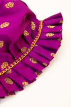 Purple Brocade frilled topda / topi / bonnet and adjustable booties unisex set for Newborn