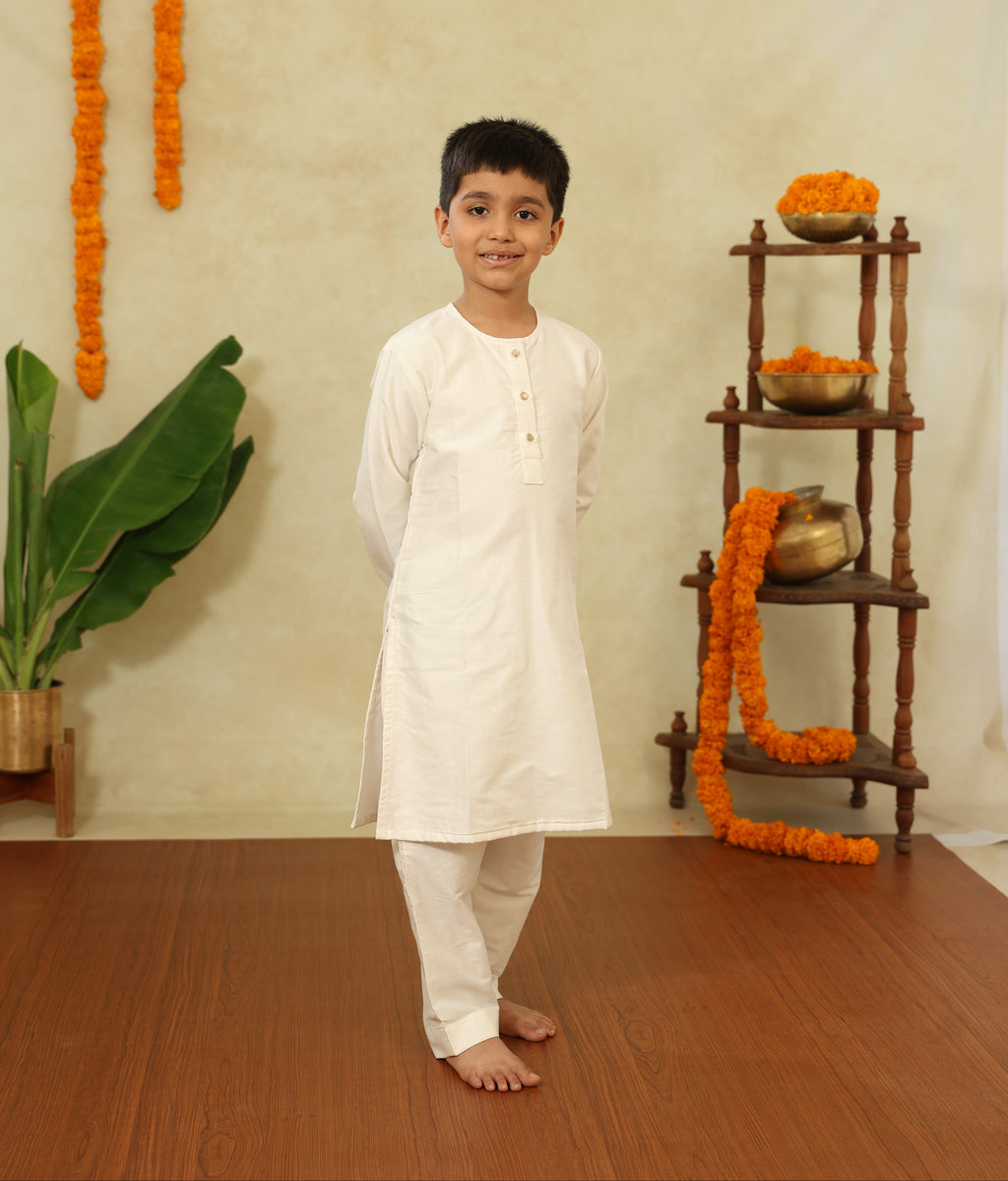 White Cotton Silk Round Neck Kurta And Salwar Set
