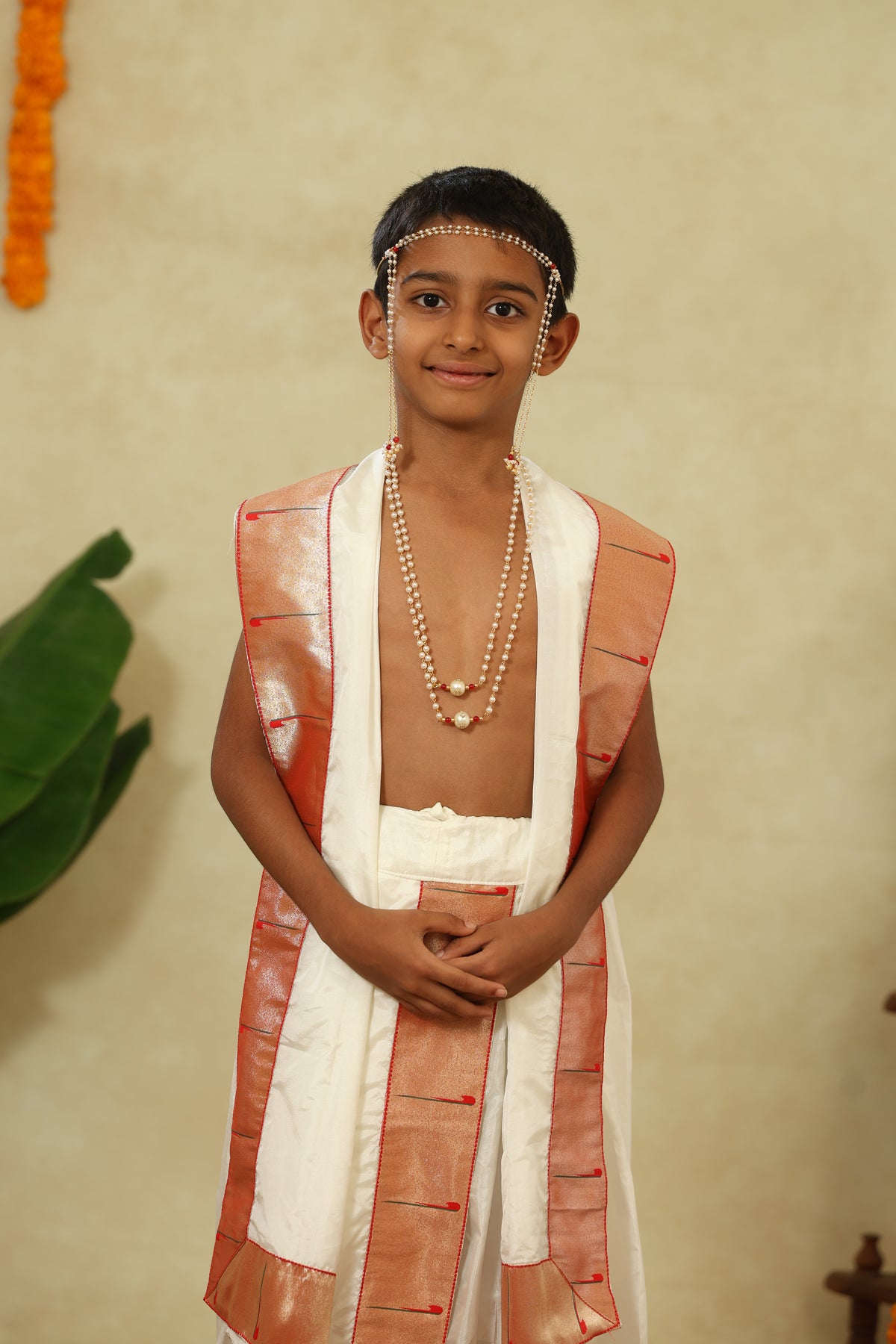 White Mysore Silk Sovale Uparane Set With Muniya Paithani Border