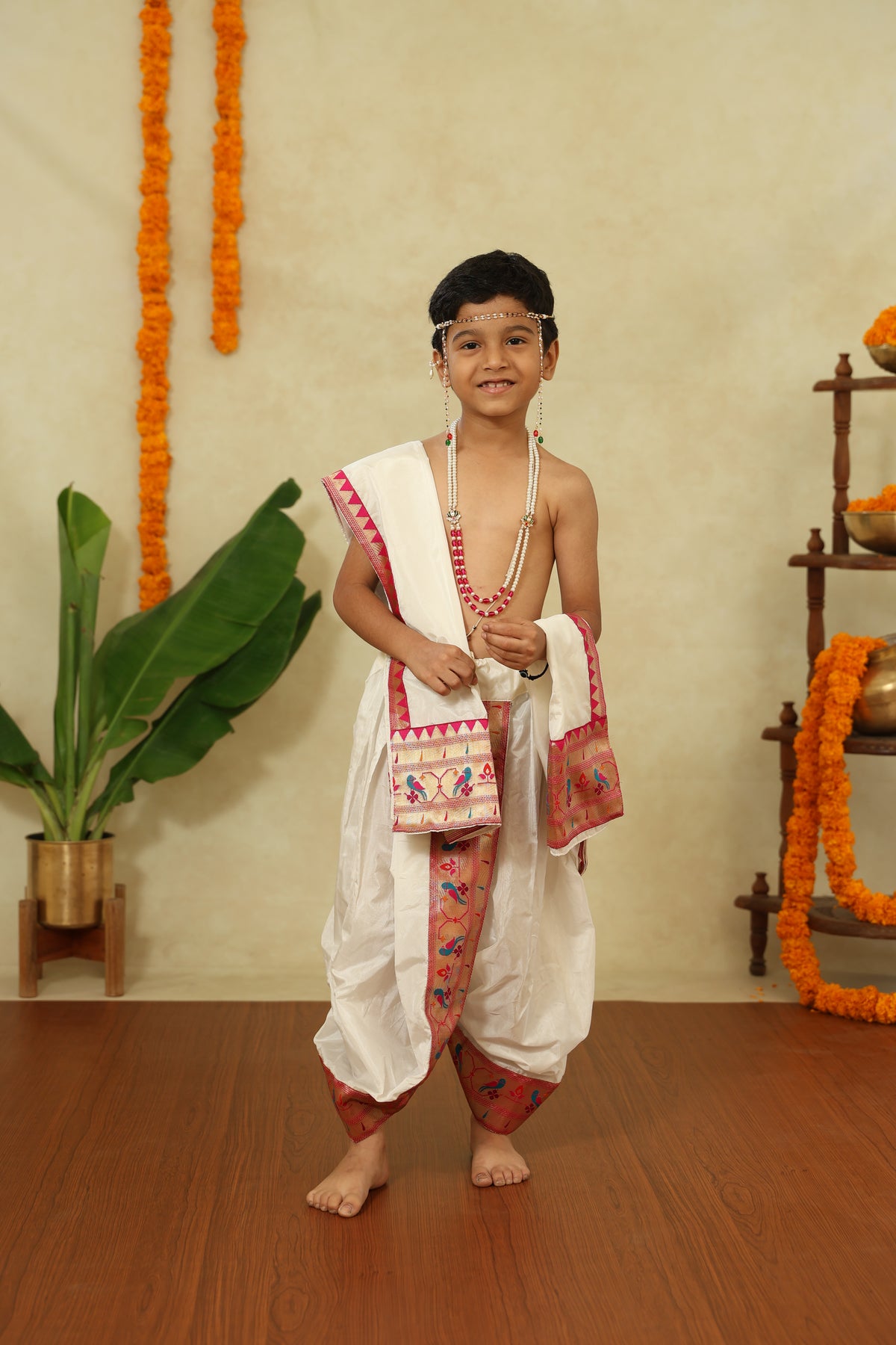 White Mysore Silk Sovale Uparane Set With Parrot Paithani Border