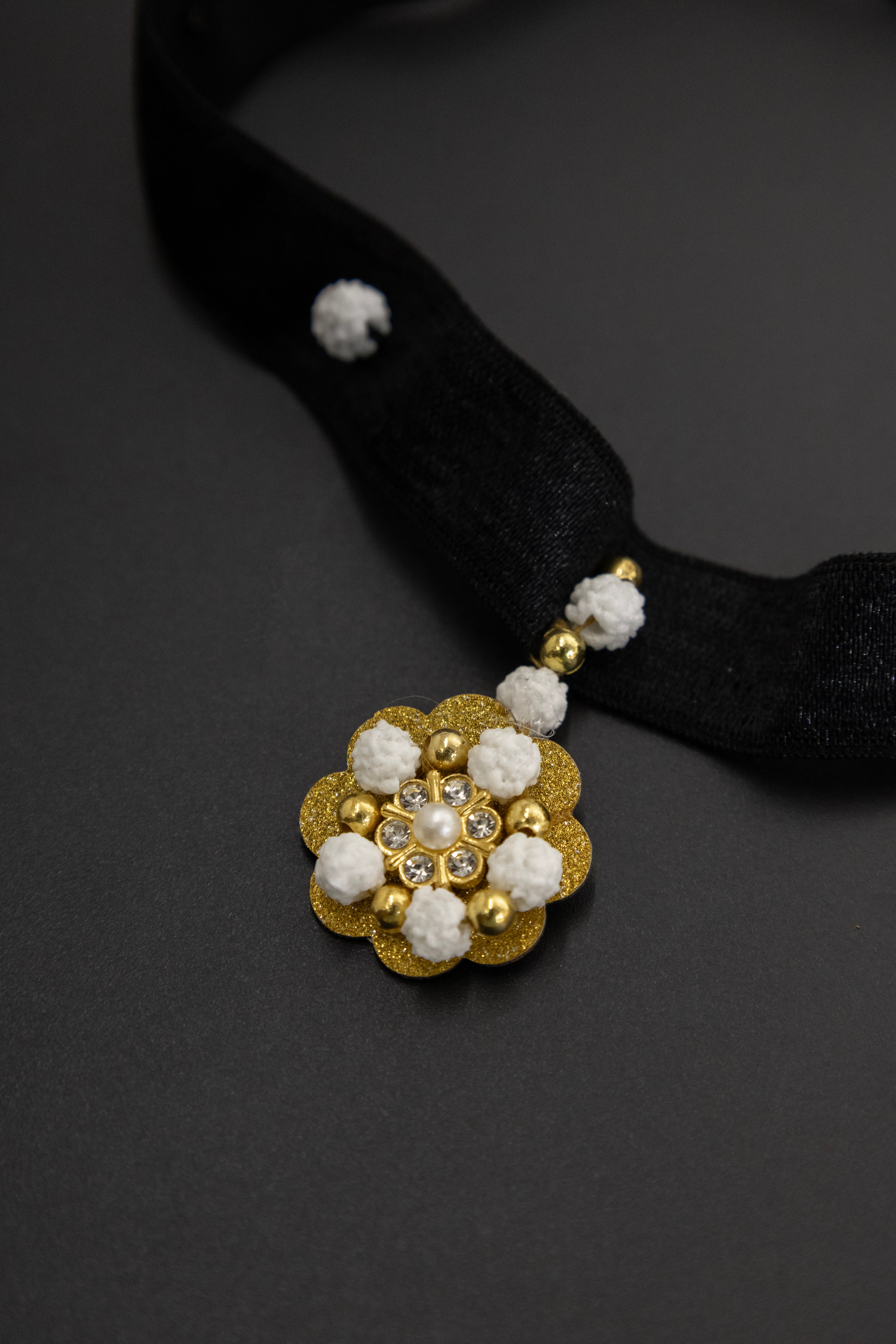 Suman Set for Girls, Exclusively designed for Makar Sankrant Festival.