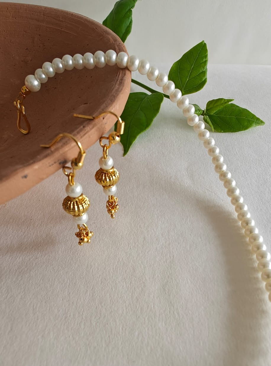 Goldiwala Trendy pearl with layered chain| pearl necklace| designer pearl  necklace| layered pearl necklace| gold-plated necklace for women/girls