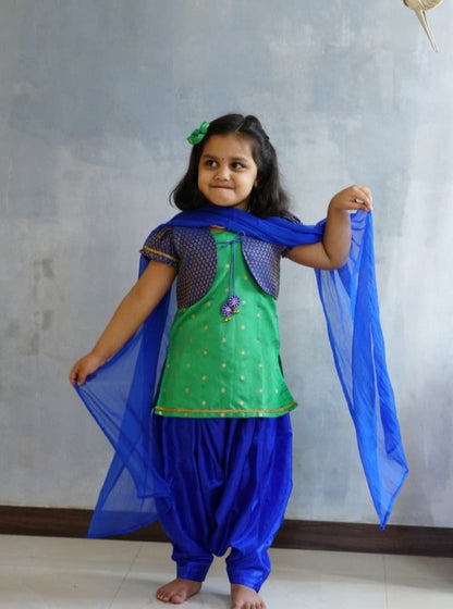 Silk brocade cotton silk cotton chanderi printed Traditional ethnic Indian kurta kurta salwar suit dupatta Punjabi dress Patiala set for baby girls kids