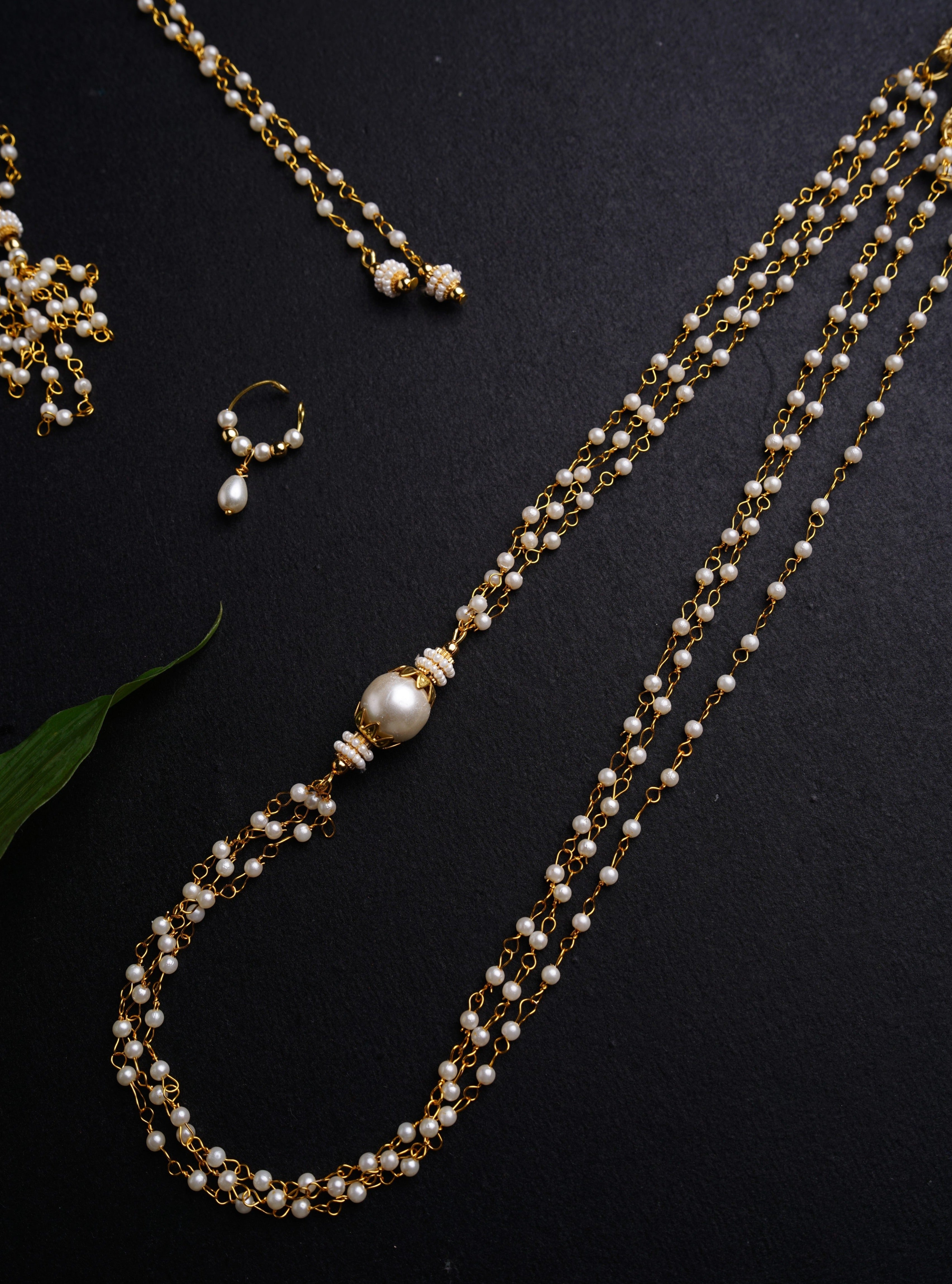 Vratabandha Pearls Accessories Combo with Golden Findings for Batu includes Pearl Bhikbali,Pearl Kanthi,Pearl Mundavalya and Janav. Mundavalya,kanthi,bhikbali,topi,pagdi are boys accessories exclusively designed using Pearls,glass beads,jadau & gold plated findings for Batu,for Upanayan/Vratabandha/munj /thread ceremony.