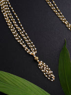 The Janav/Yagnopavit/Sacred Thread is received by the batu,that he continues wearing from left shoulder to the right crossing the chest.Mundavalya,kanthi,bhikbali,topi,pagdi are boys accessories exclusively designed using Pearls,jadau & gold plated findings for Batu,for Upanayan/Vratabandha/munj /thread ceremony.  
