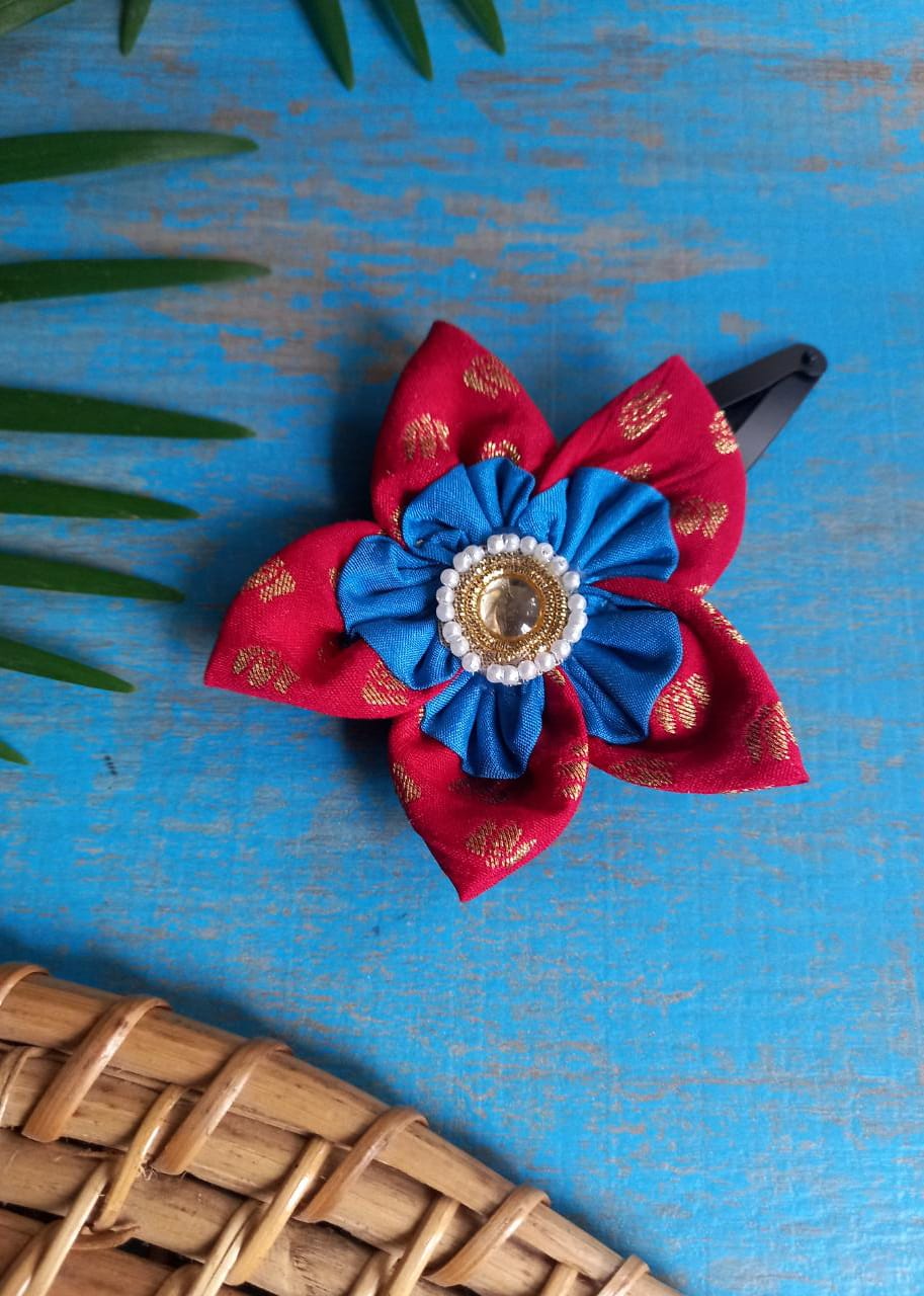 Royal Blue and Pink Daffodil Handcrafted Hair Clip – Soyara